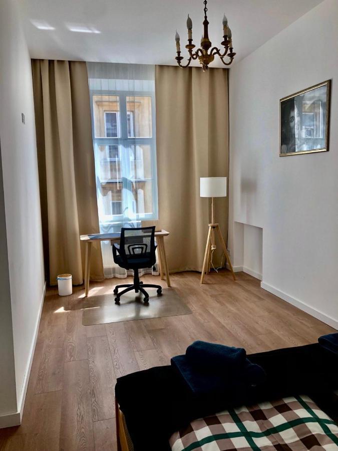 Apartments Galicia Лвив Екстериор снимка
