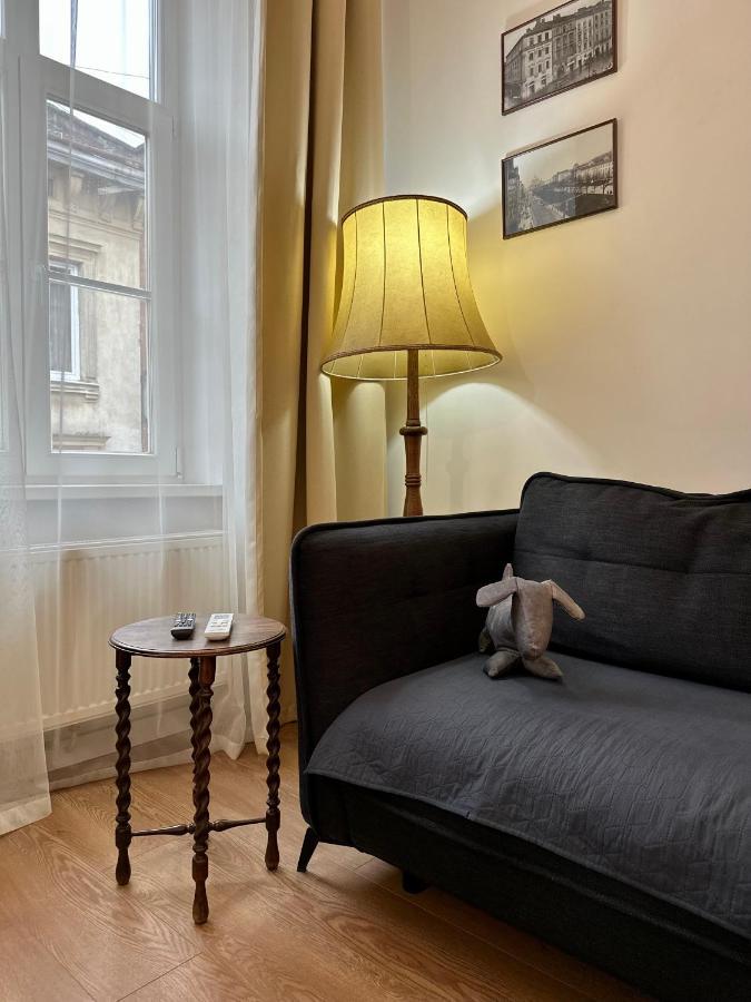 Apartments Galicia Лвив Екстериор снимка